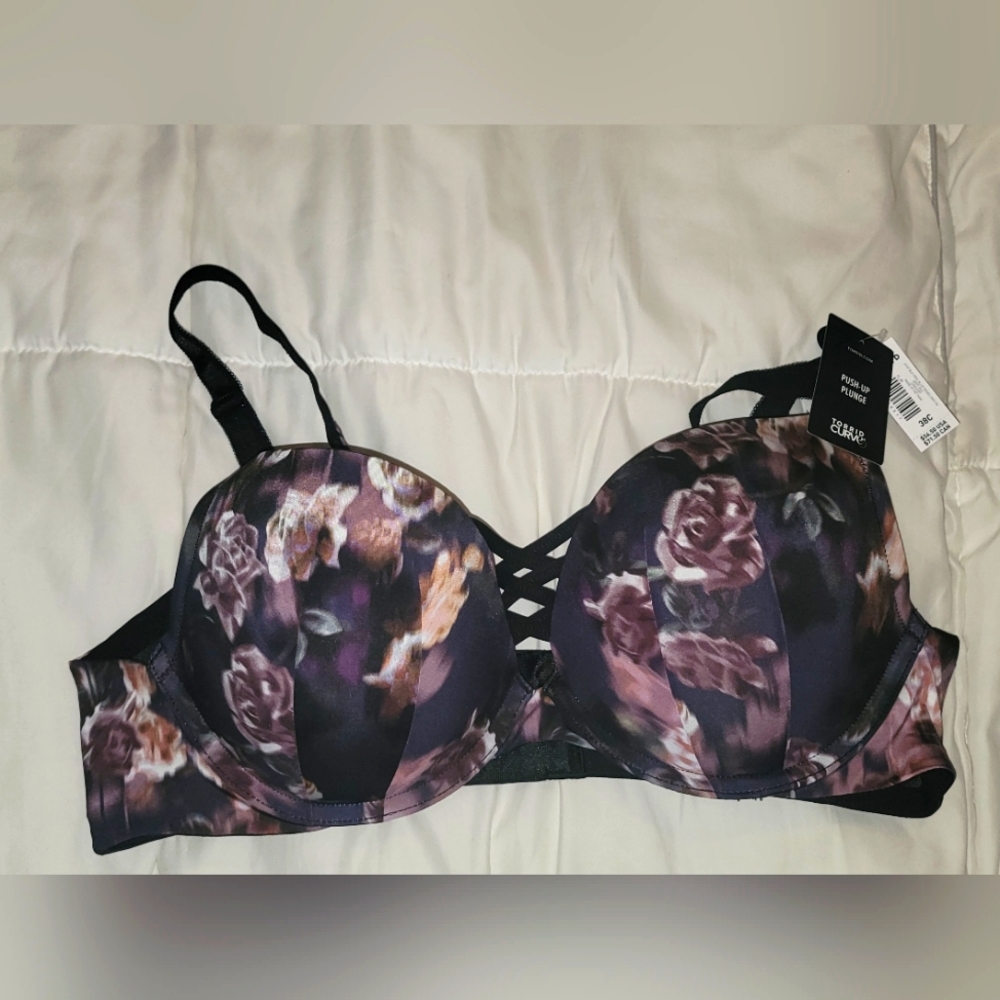 NWT Torrid Bra 38C